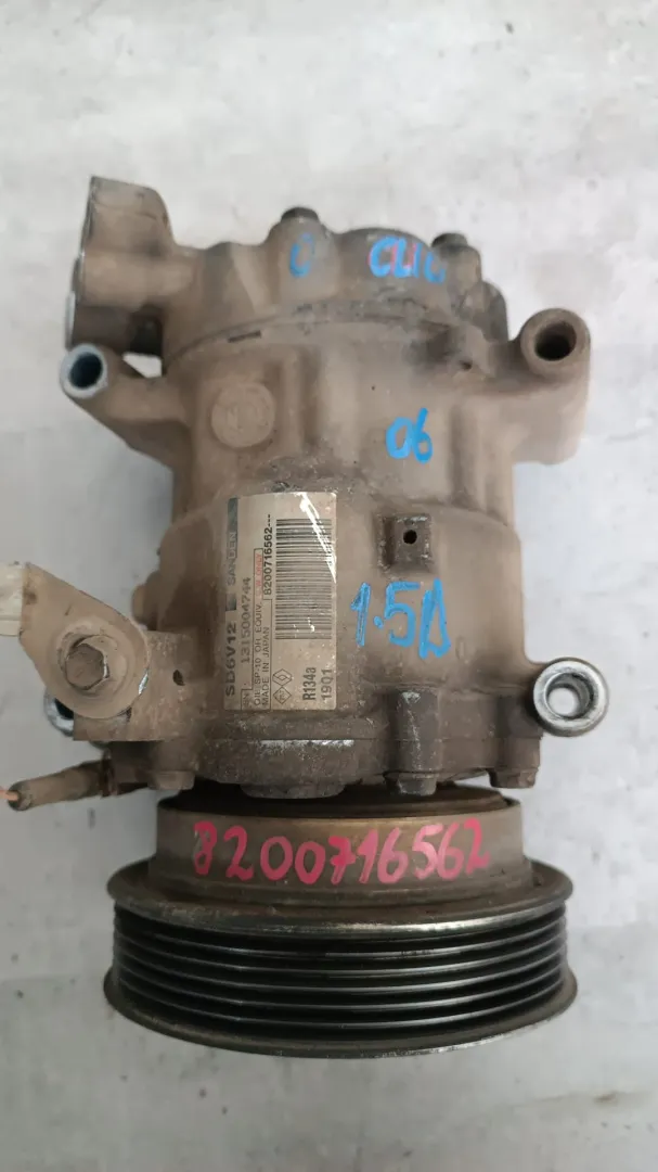 Compressore clima Renault Clio 1.5 D del 2006 CODICE RICAMBIO : 8200716562