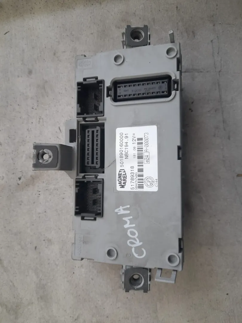 Centralina porta fusibili Fiat Croma del 2008 1.9 Diesel CODICE RICAMBIO : 501890160000