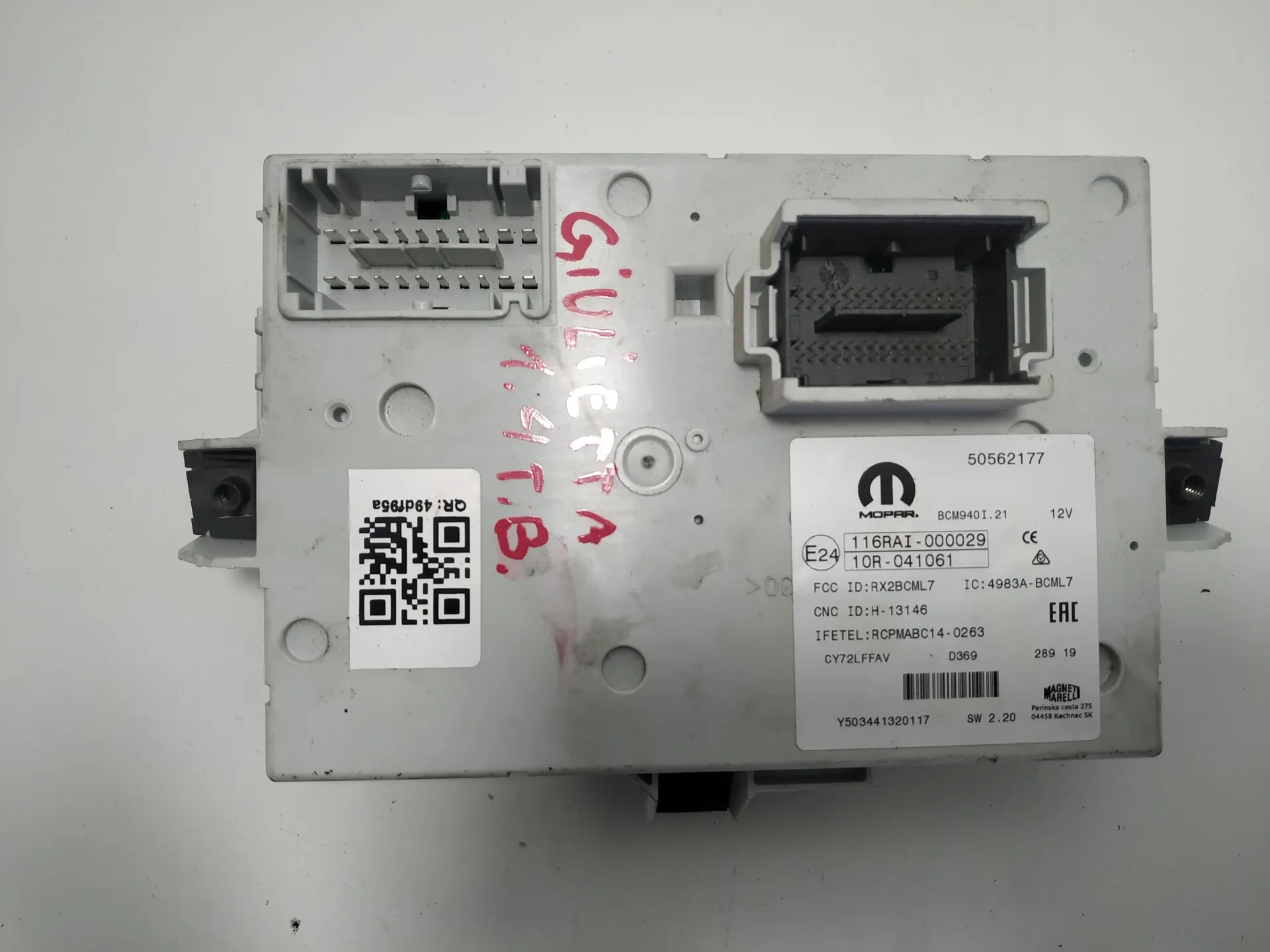 CENTRALINA PORTA FUSIBILI con codice 50562177 da ALFA ROMEO Giulietta Serie (940_) con codice motore 940B7000 Benzina 1368 (13>)