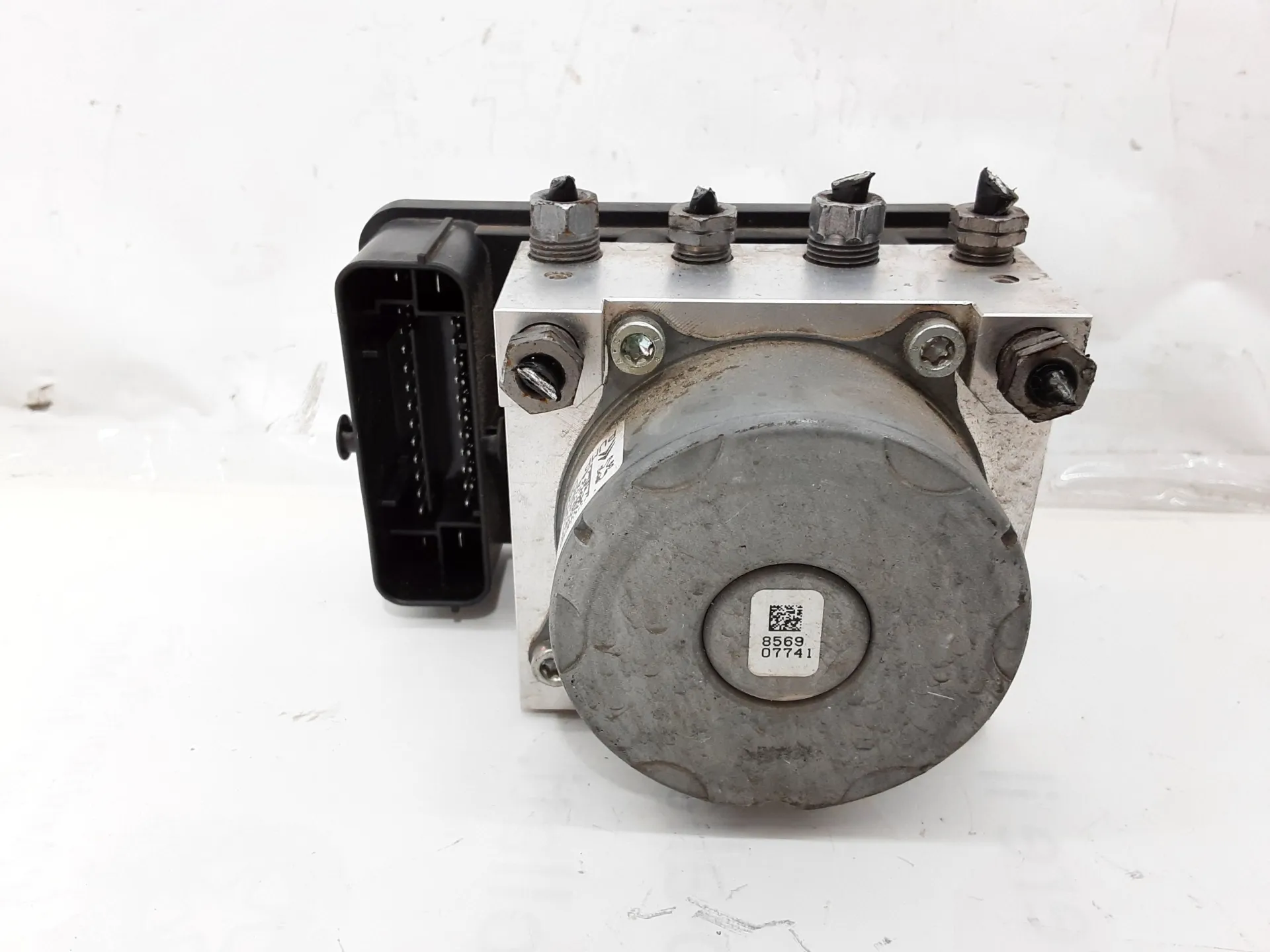 ABS con codice 9802460680 da CITROEN C3 Serie (09>15) 1200 Benzina 60 kW / 82 CV con codice motore HM01/HMZ (EB2), HMZ (EB2F)
