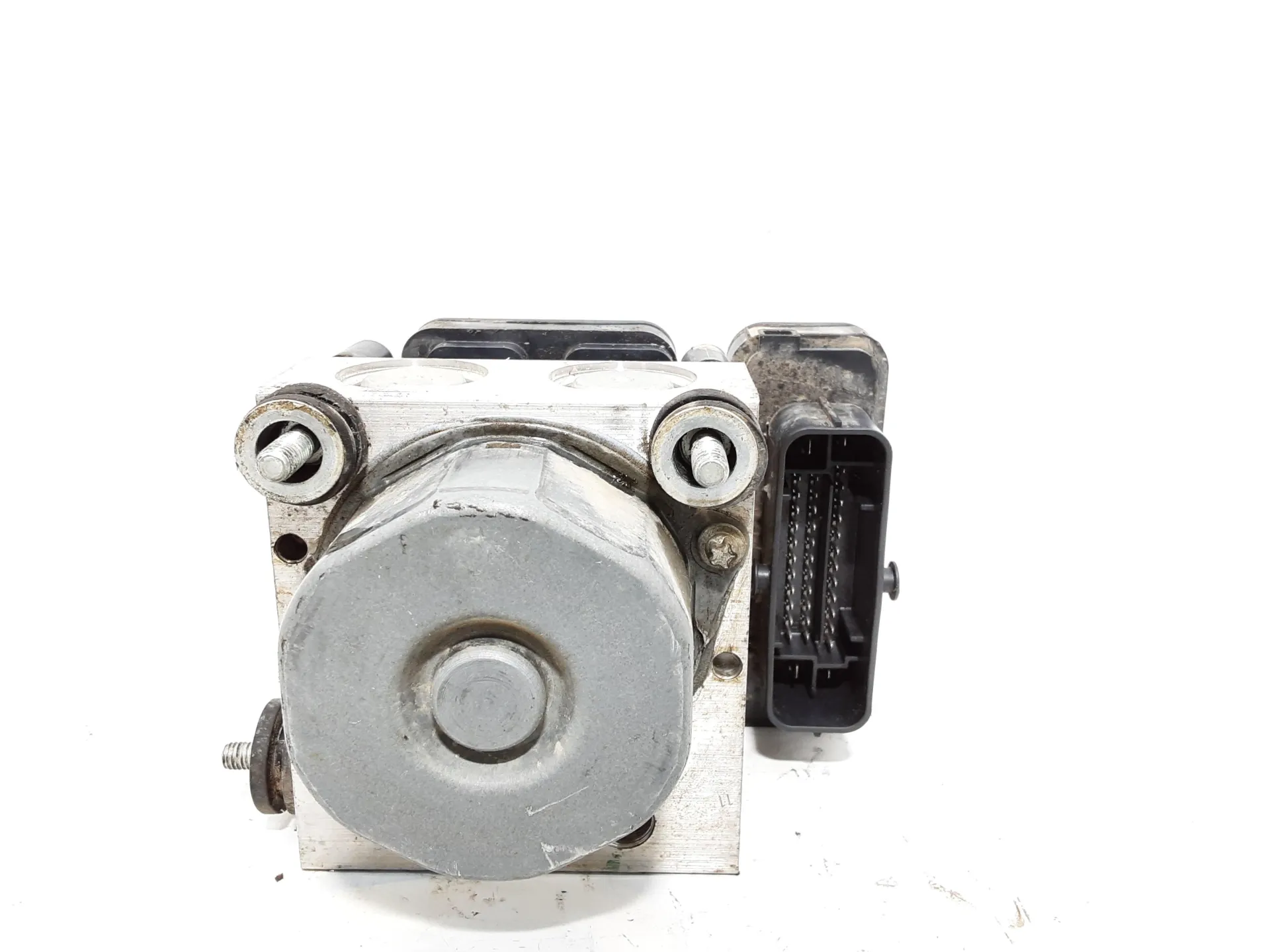 ABS con codice 476605492R da DACIA Logan MCV 1200 Benzina 55 kW / 75 CV (2014)