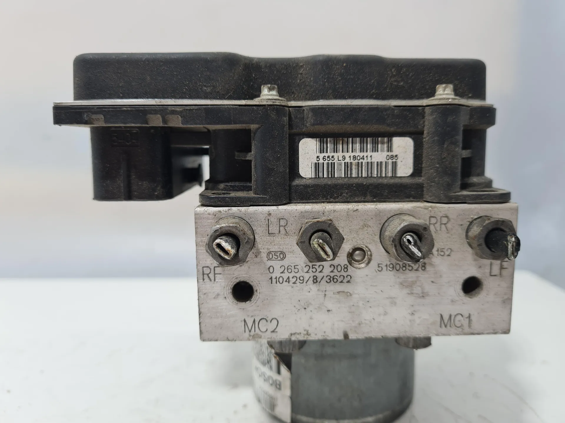 ABS con codice 51908528 da FIAT 500 Serie (15>) Diesel