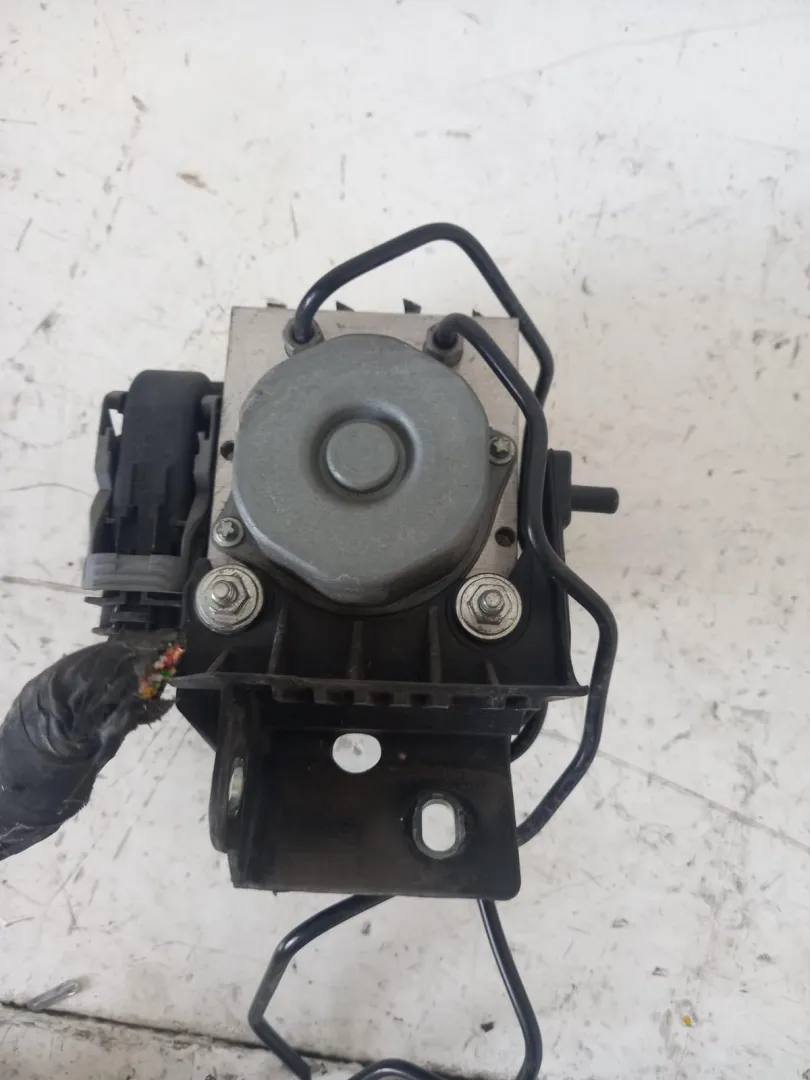 ABS con codice 0265943906 da LANCIA Ypsilon 4Â° Serie 1200 Benzina con codice motore 169A4000 (2017)