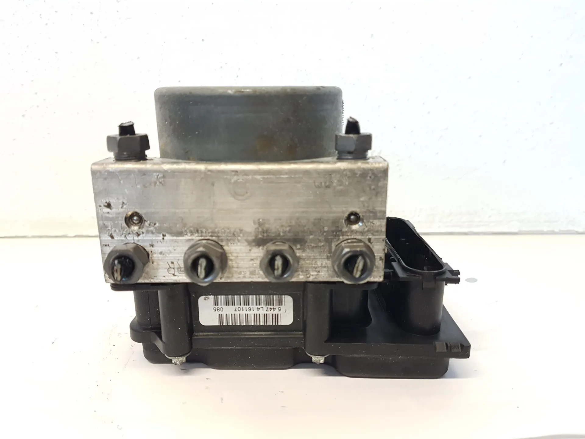 ABS con codice 476609U100 / 0265234146 da NISSAN Note 1Â° Serie 1500 Diesel 63 (2008)