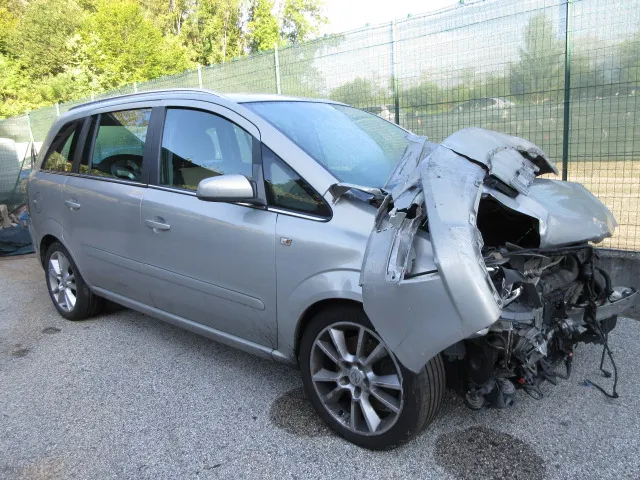 CENTRALINA MOTORE OPEL ZAFIRA 05>08