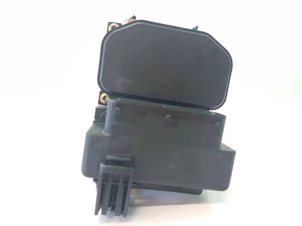 ABS con codice 8200085584 / 0265216872 da RENAULT Clio Serie (01>05) 1500 Diesel 48 (2002)