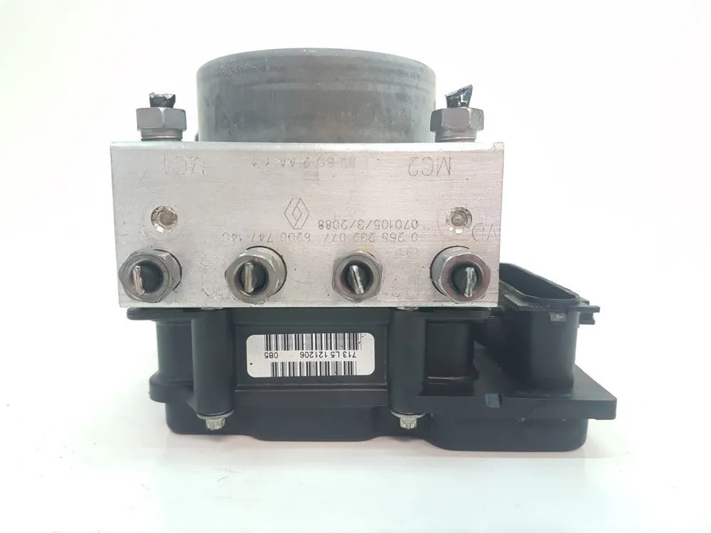 ABS con codice 8200747140 / 0265232077 da RENAULT Clio Serie (04>08) 1500 Diesel 50 (2007)