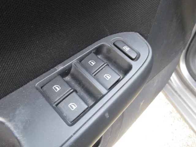 INTERRUTTORE FARI SEAT IBIZA 01>06