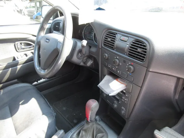 FUSELLO ANT. DX VOLVO V40 00>04