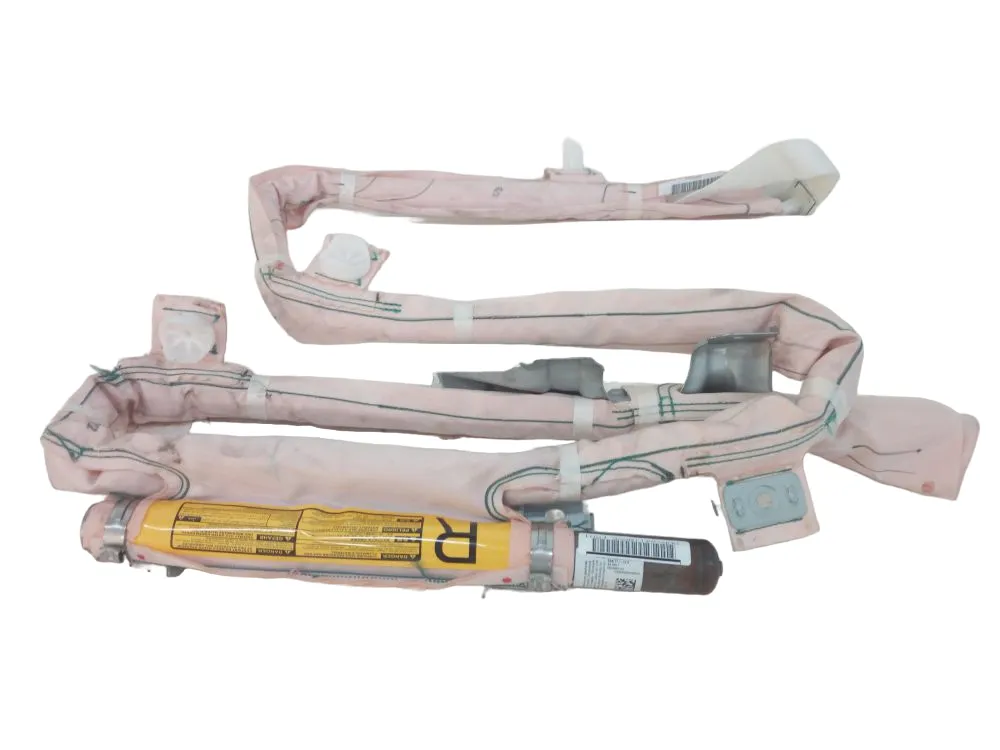 AIRBAG A TENDINA LATERALE PASSEGGERO con codice 6217047020 da TOYOTA Prius 3Â° Serie 1800 Hybrid 73 con codice motore 2ZRFXE/2ZRFXE (2010)
