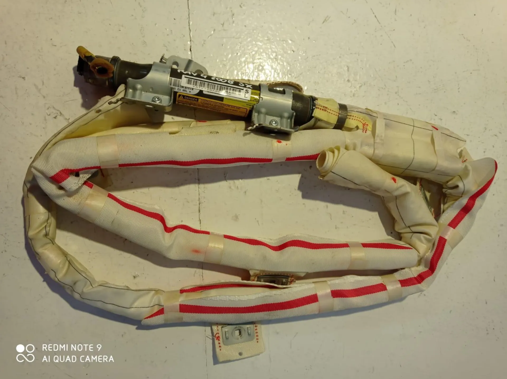 AIRBAG A TENDINA LATERALE SINISTRO GUIDA con codice 607073100B da TOYOTA Rav4 4Â° Serie 2200 Diesel (2008)