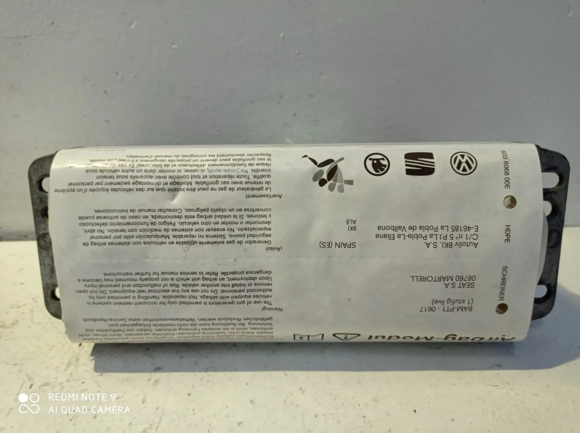 AIRBAG PASSEGGERO con codice 5P0880204B da SEAT Altea Berlina 2000 Diesel (2006)