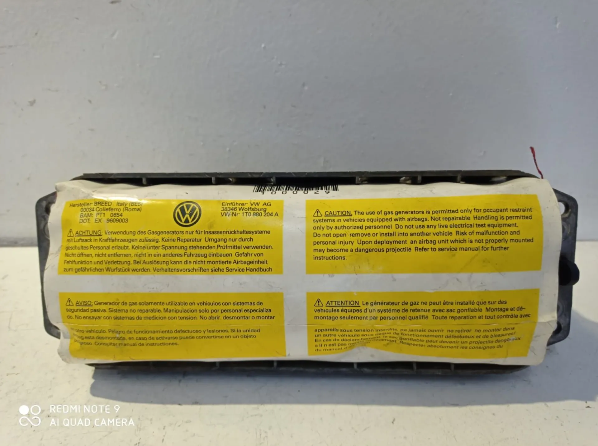 AIRBAG PASSEGGERO con codice 1T0880204 A da VOLKSWAGEN Touran 2Â° Serie Diesel (2007)