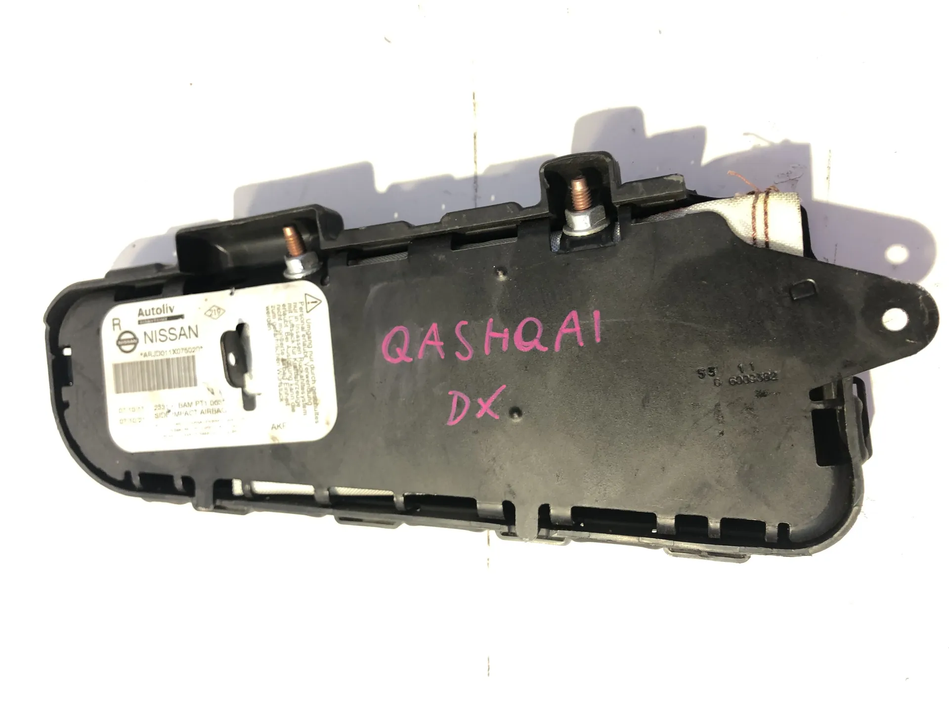 AIRBAG SEDILE DESTRO LATO PASSEGGERO con codice ARJD011X075020 / 6009384 da NISSAN Qashqai 1Â° Serie 1500 Diesel (2009)