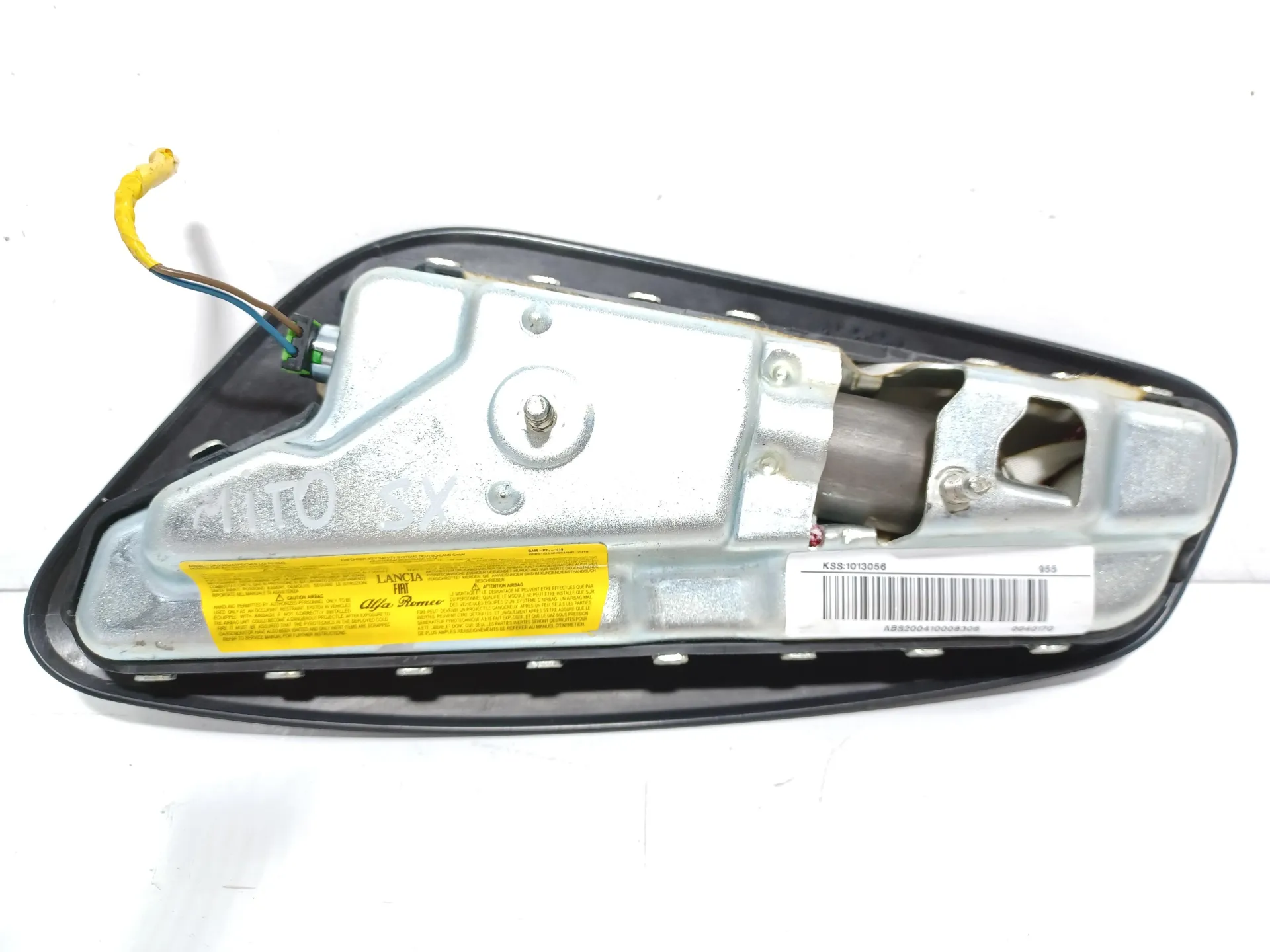 AIRBAG SEDILE SINISTRO LATO GUIDA con codice 1013056 da ALFA ROMEO Mito Serie (955_) (08>) 1600 Diesel 88 kW / 120 CV con codice motore 955A3000/198 A2.000, 955 A3.000 (2010)
