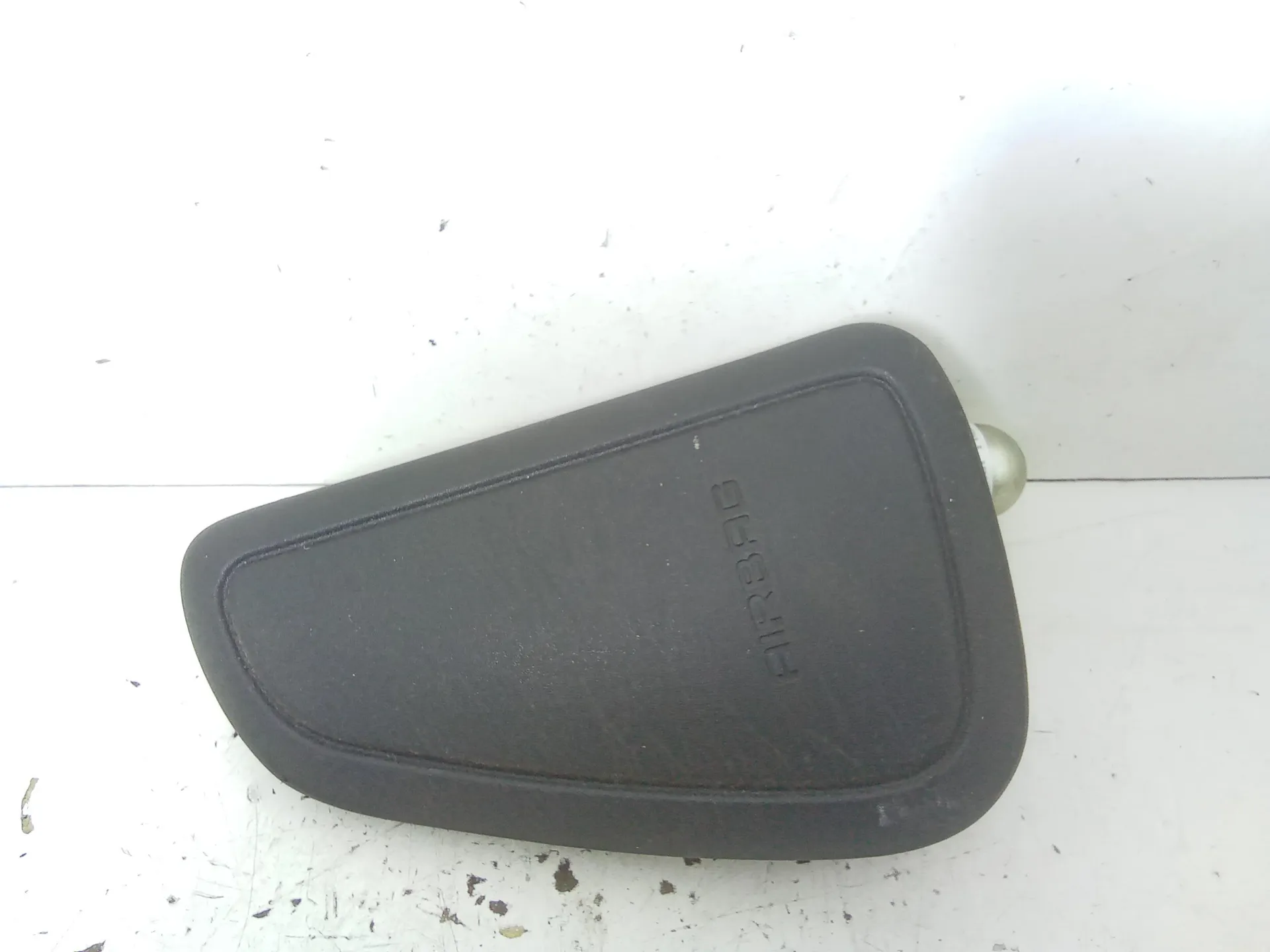 AIRBAG SEDILE SINISTRO LATO GUIDA con codice 13228733 da SUZUKI Ignis 2Â° Serie 1500 Benzina (2006)