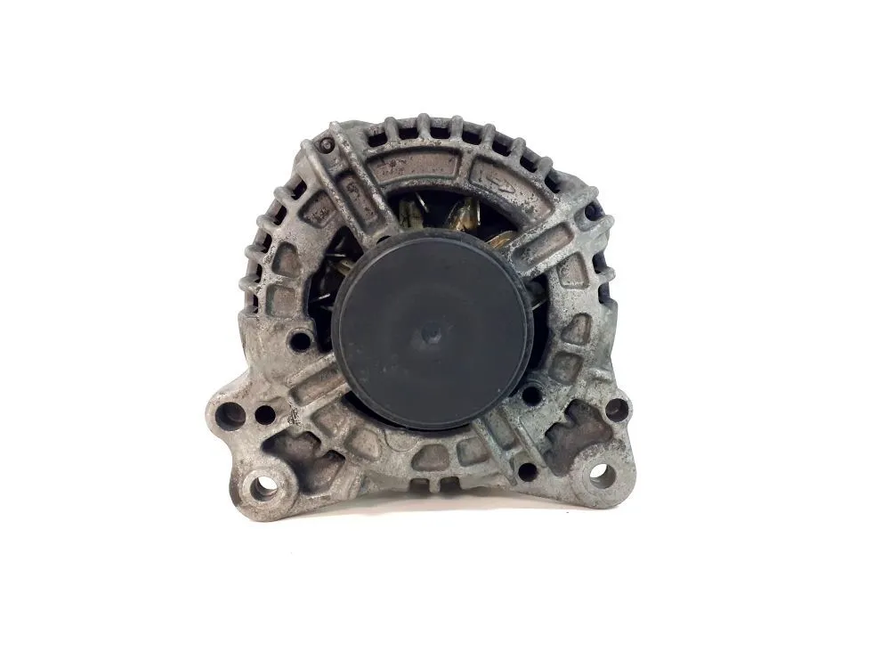 ALTERNATORE con codice 06F903023J / 06F903023F / 03P903023D da AUDI A4 Berlina (8E) (04>07) 2000 Diesel 103 (2006)
