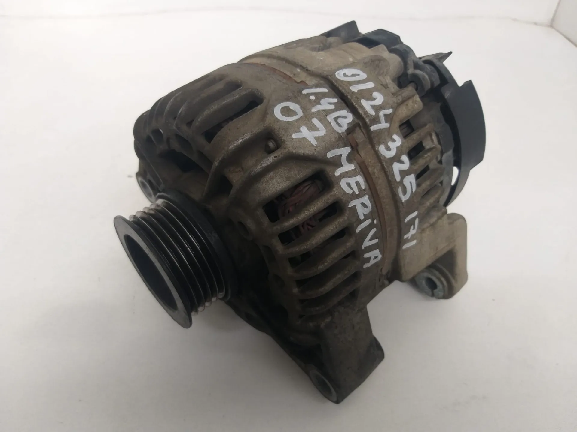 Alternatore Opel Meriva del 2007 1.4 Benzina CODICE RICAMBIO : 0124325171