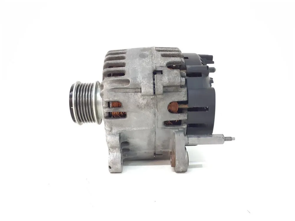 ALTERNATORE con codice 06F903023C / TG14C011 da VOLKSWAGEN Golf 5 Berlina (03>08) 1900 Diesel 77 (2006)