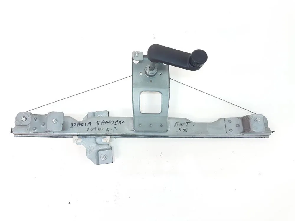 ALZA VETRO MANUALE ANT SX con codice 82007338260 da DACIA Sandero 1Â° Serie 1400 Benzina 55 (2010)