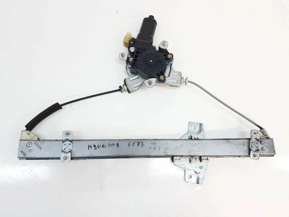 ALZACRISTALLO ELETTRICO ANT. SX GUIDA con codice 824031C010 da HYUNDAI Getz 1Â° Serie 1300 Benzina 60 (2005)