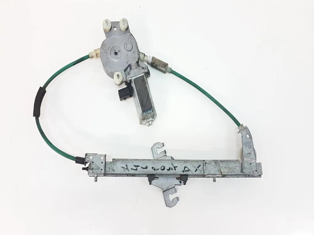 ALZACRISTALLO ELETTRICO POST. DX PASS. con codice 606072100 da ALFA ROMEO 146 Serie (930_) (94>99) 1600 Benzina 82 (1999)