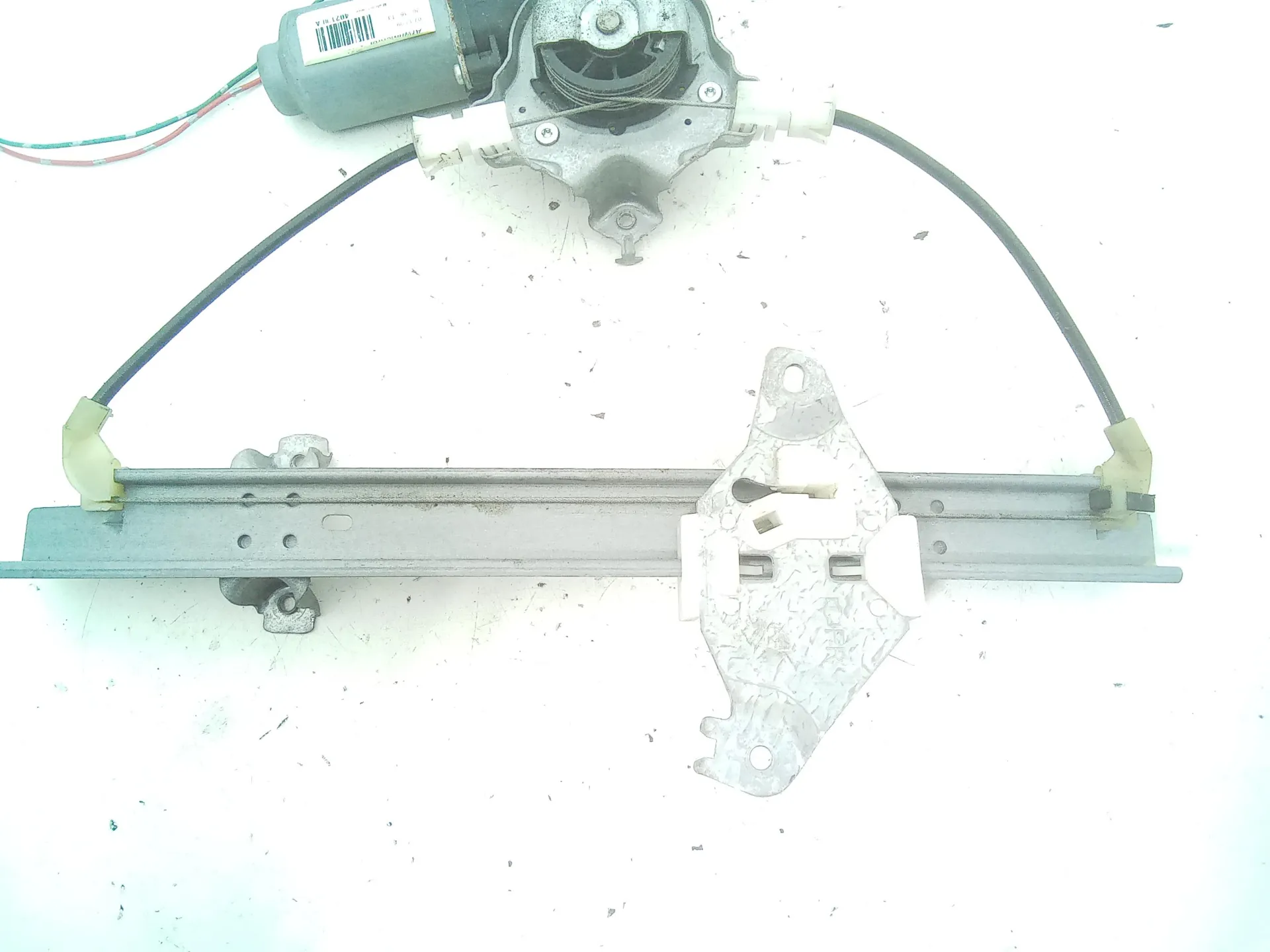 ALZACRISTALLO ELETTRICO POST. DX PASS. con codice 119767 da NISSAN Qashqai +2 1500 Diesel 48 (2010)