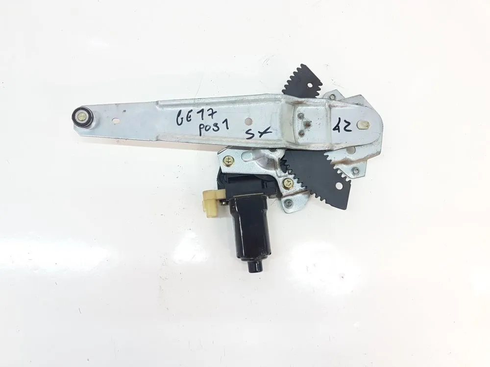 ALZACRISTALLO ELETTRICO POST. SX GUIDA con codice 834031C010 da HYUNDAI Getz 1Â° Serie 1300 Benzina 60 (2005)