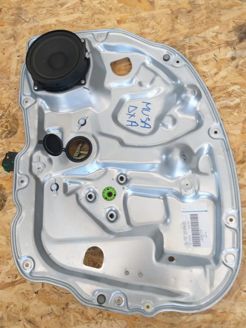 Alzavetro anteriore destro Lancia Musa del 2008 1.3 Diesel