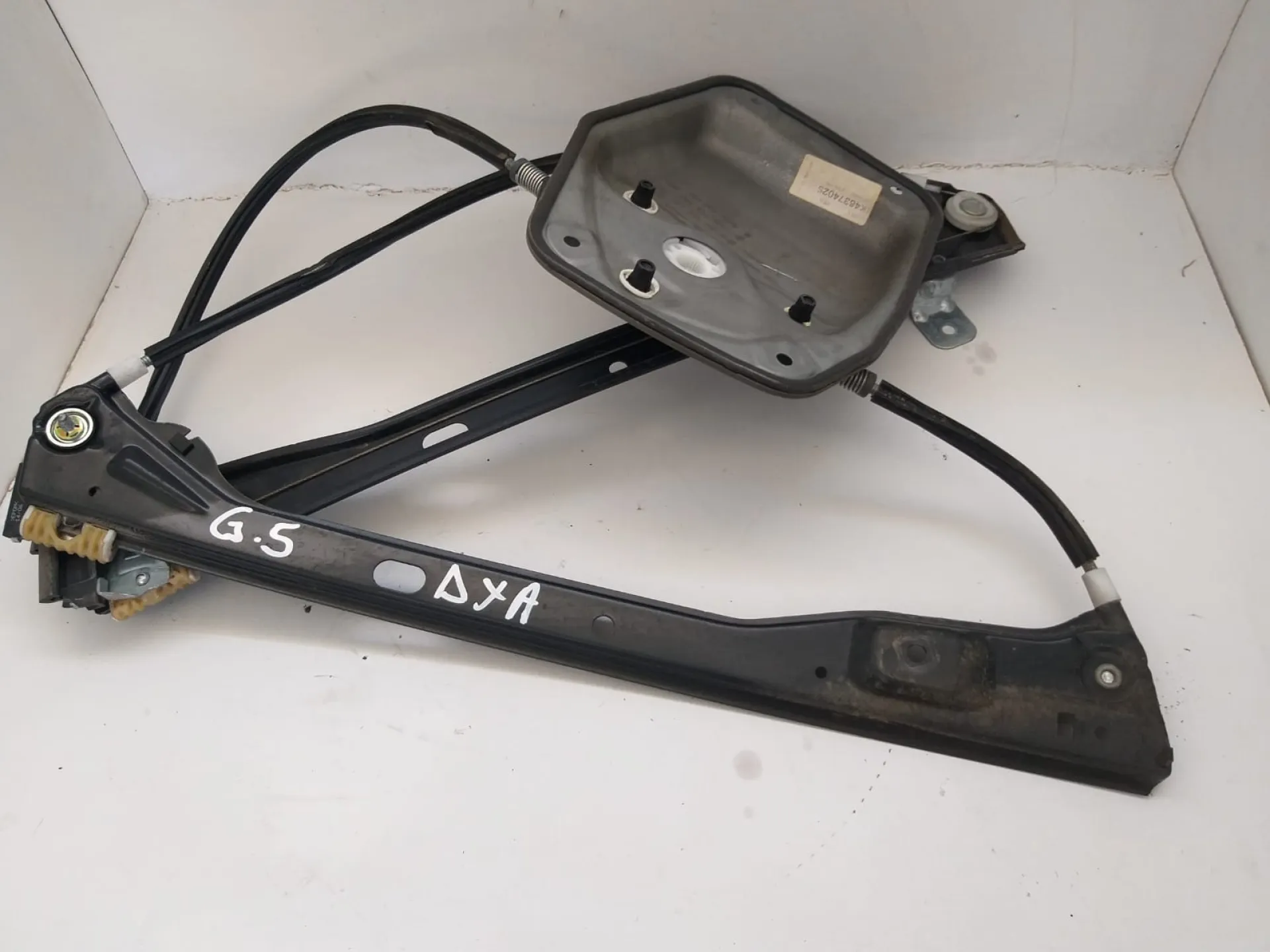 Alzavetro anteriore destro Volkswagen Golf 5 del 2007 1.6 Benzina