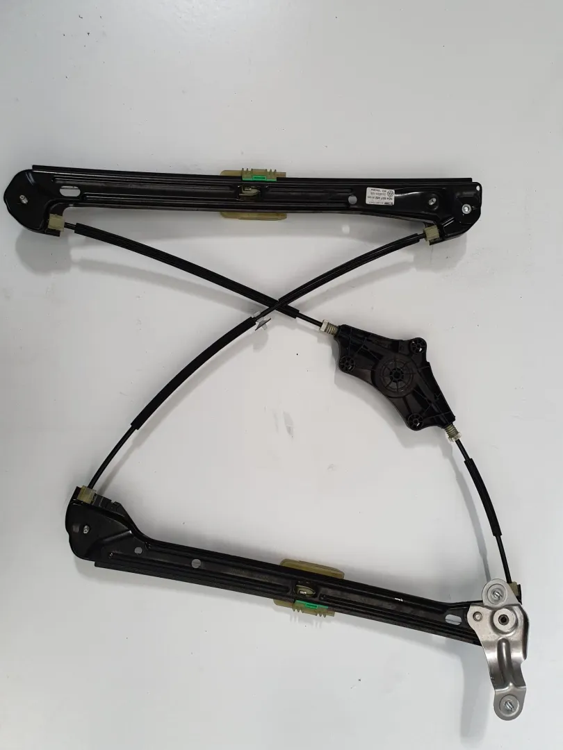 Alzavetro anteriore destro Volkswagen Golf 7 del 2014 CODICE RICAMBIO : 5G4837462H