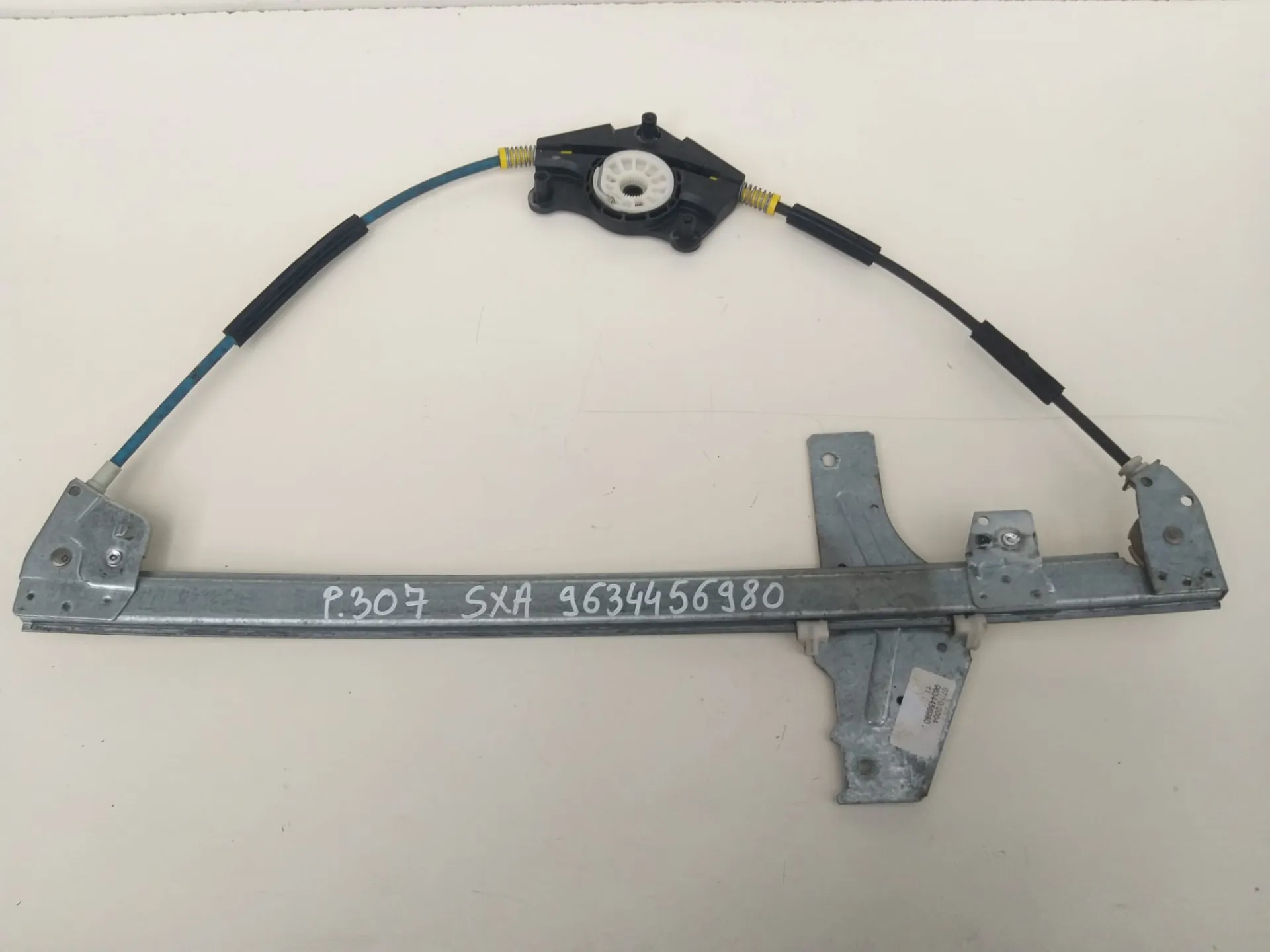 Alzavetro anteriore sinistro Peugeot 307 1.6 B del 2006 CODICE RICAMBIO : 9634456980