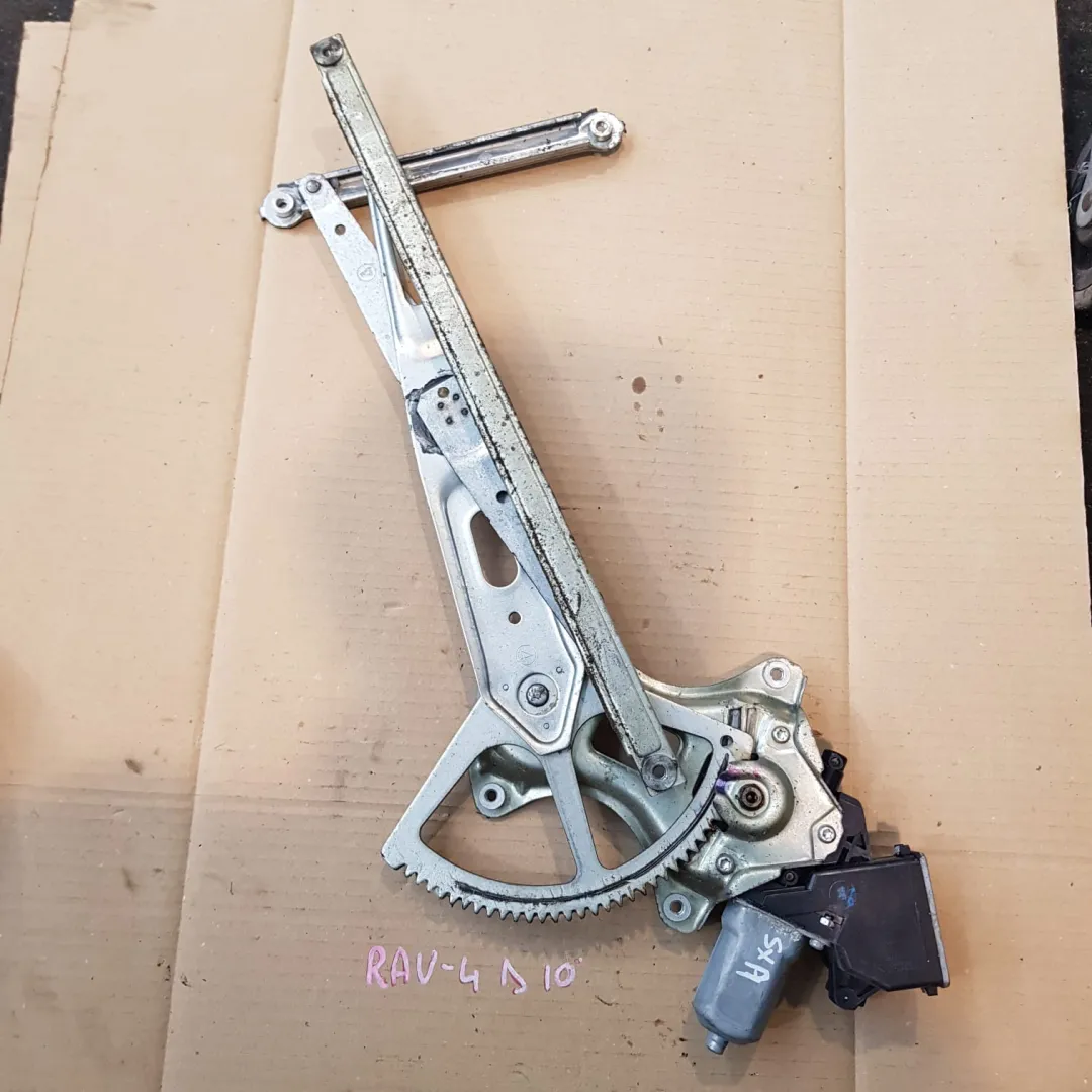 Alzavetro anteriore sinistro Toyota Rav 4 del 2010 CODICE RICAMBIO : 422520-10540