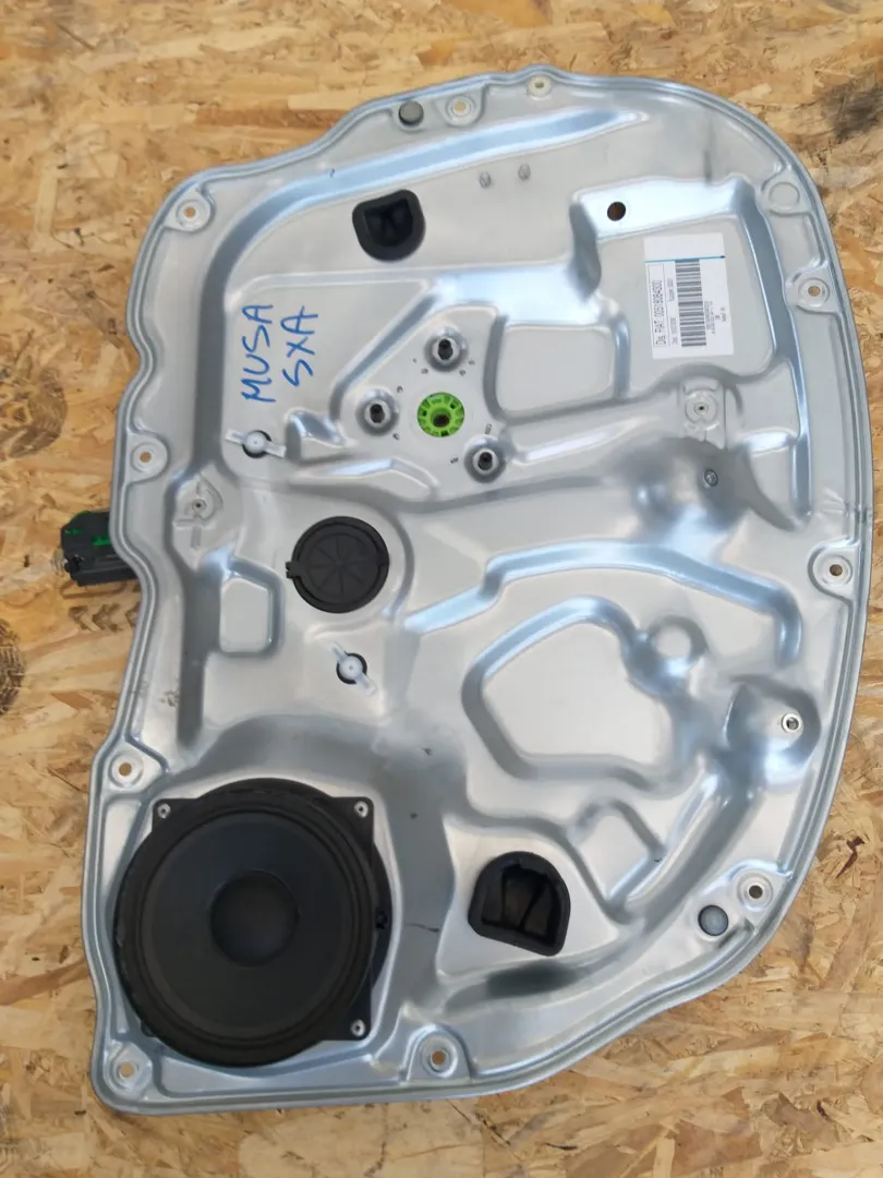Alzavetro anteriore sinsitro Lancia Musa del 2008 1.3 Diesel