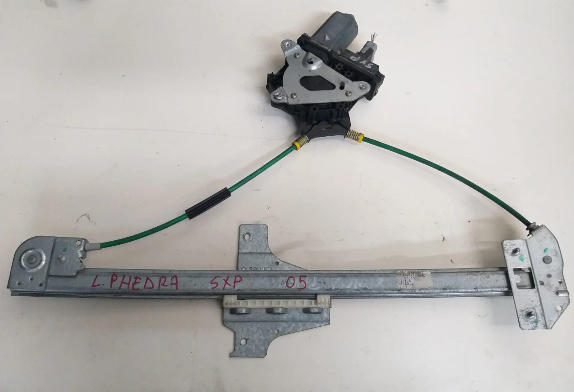 Alzavetro posteriore sinistro Lancia Phedra 2.2 D del 2005
