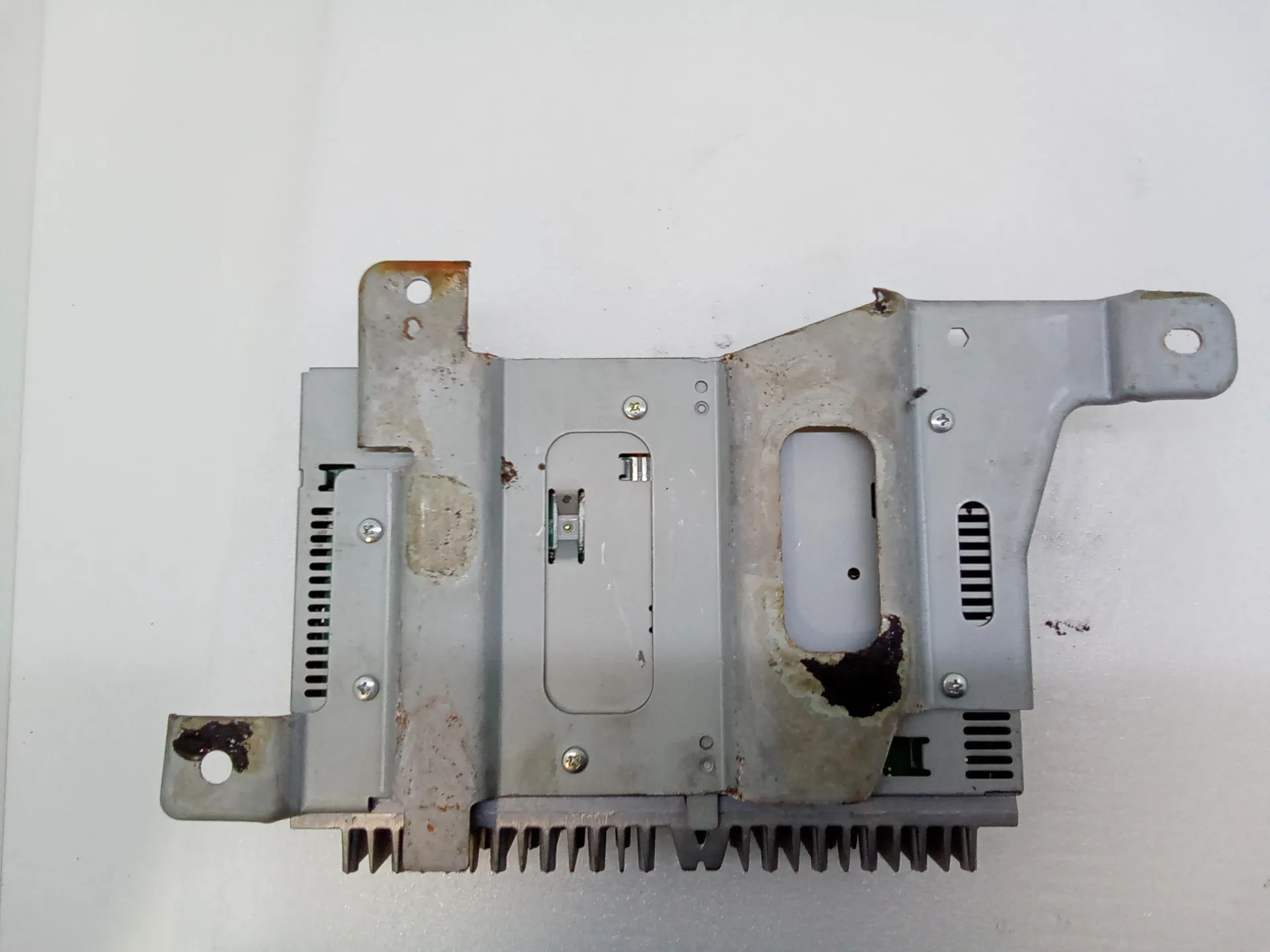 AMPLIFICATORE AUTORADIO con codice 12773381 da SAAB 9-3 Berlina 2Â° Serie 2000 Benzina (2005)