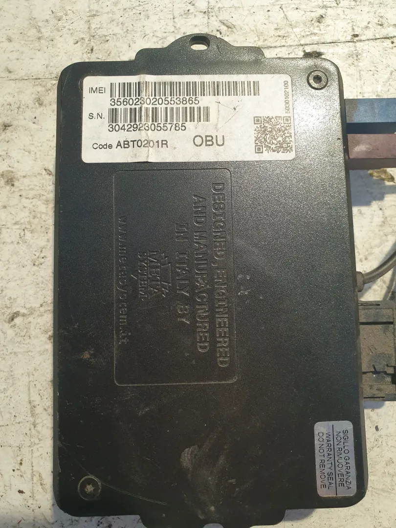 SENSORE CENTRALINA ANTIFURTO VOLUMETRICO con codice 530102100 / 3042923055785 / E1035013 / ABT0201R da SMART ForTwo Cabrio 3Â° Serie (w 451) 1000 Benzina (2009)