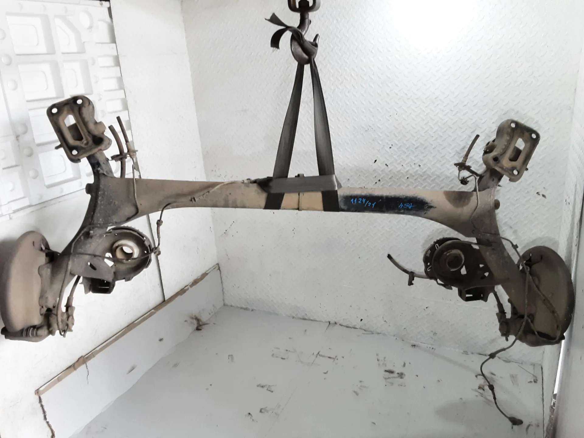 ASSALE POSTERIORE CITROEN DS4 1° Serie 1600 Diesel 82 kW / 112 CV con codice motore 9HR/9HR (DV6C) (2012)