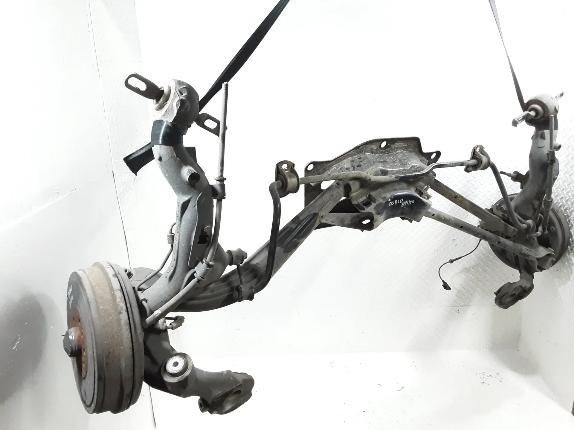 ASSALE POSTERIORE FIAT Doblò Serie (09>) 1400 Bifuel/Gas 88 kW / 120 CV con codice motore 198A4000/198 A4.000 (2013)