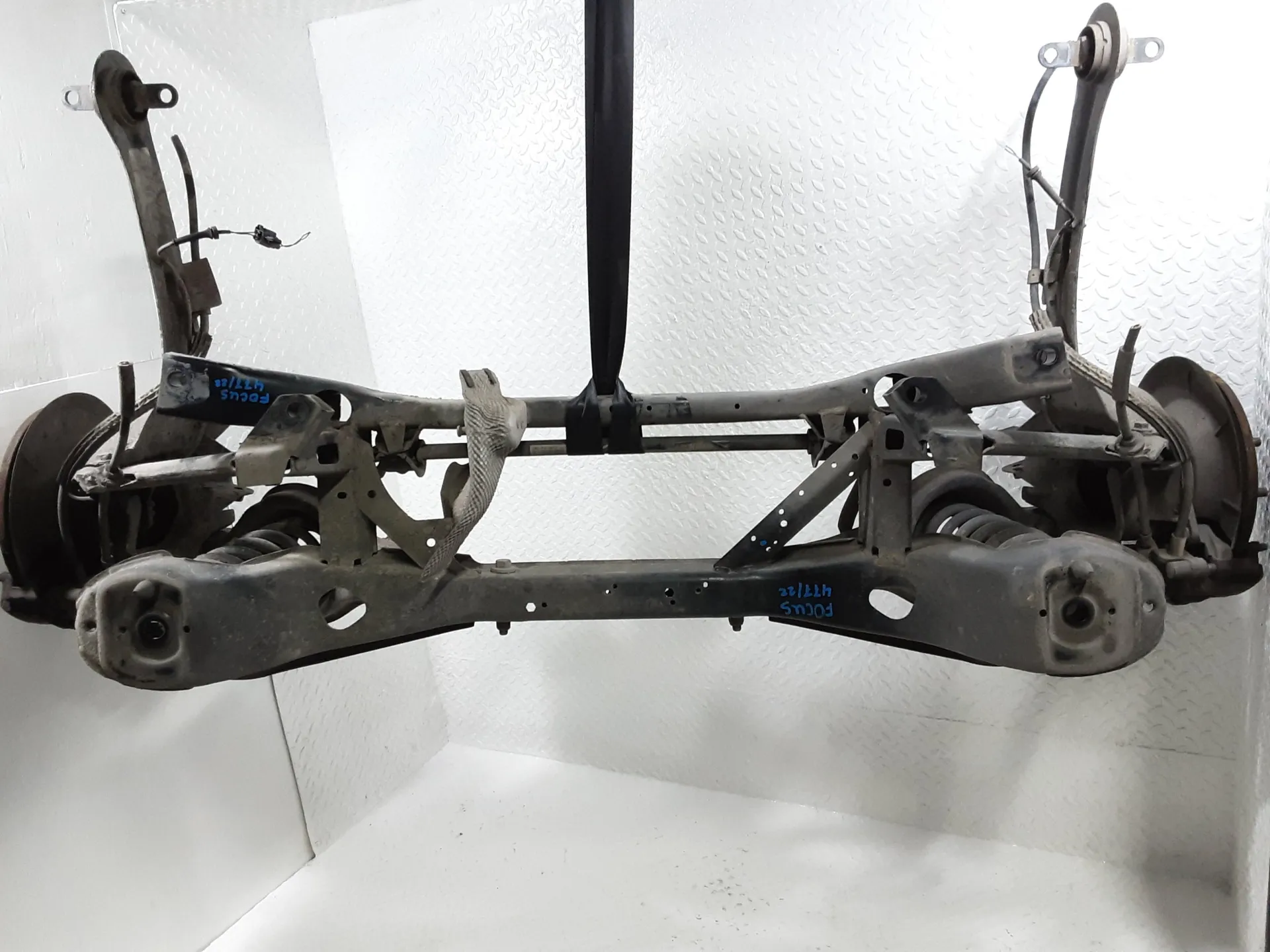 ASSALE POSTERIORE FORD Focus S. Wagon 3° Serie 1500 Diesel 88 kW / 120 CV (2015)