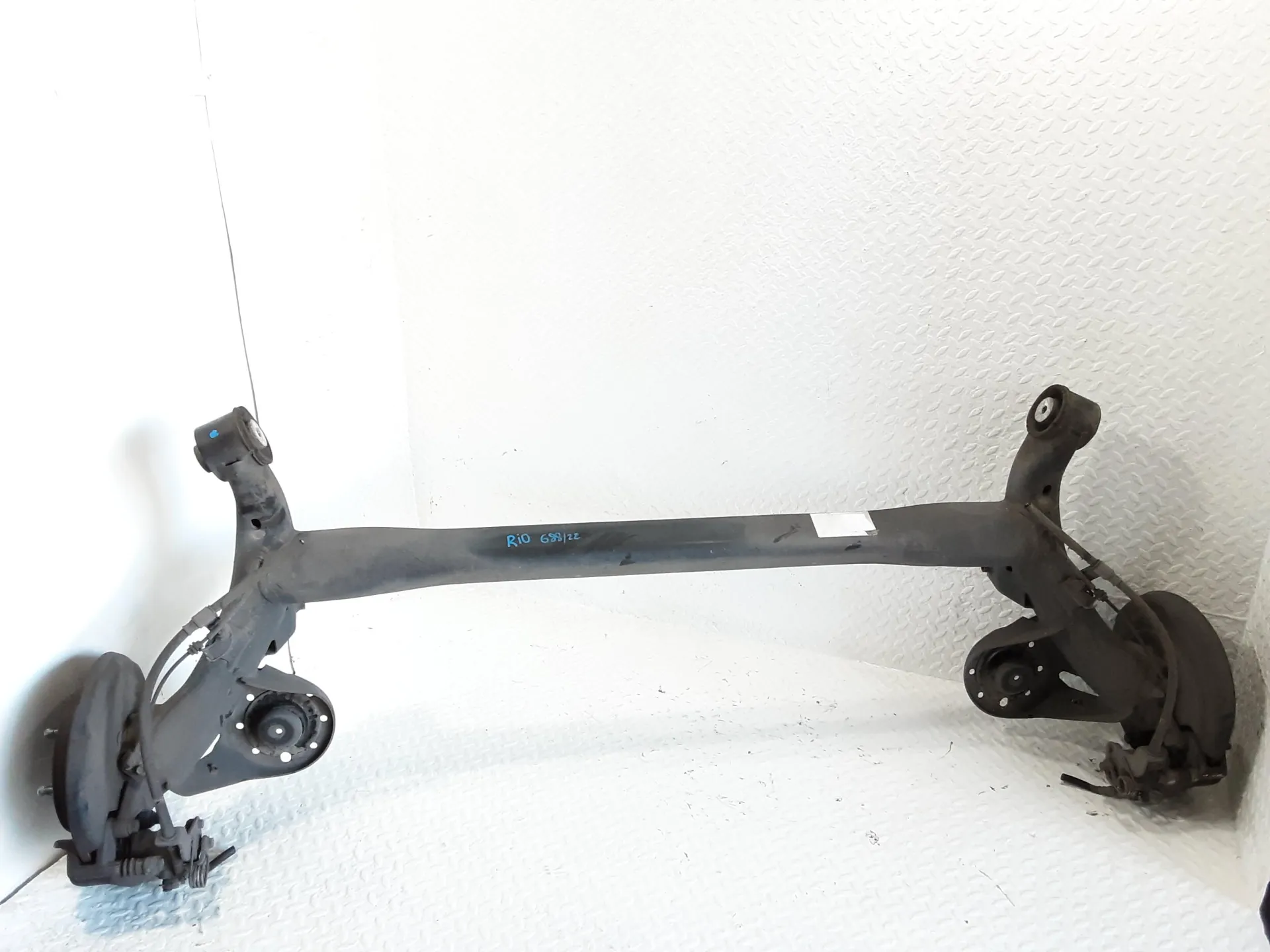 ASSALE POSTERIORE KIA Rio 4° Serie 1100 Diesel 55 kW / 75 CV con codice motore D3FA/D3FA (2013)