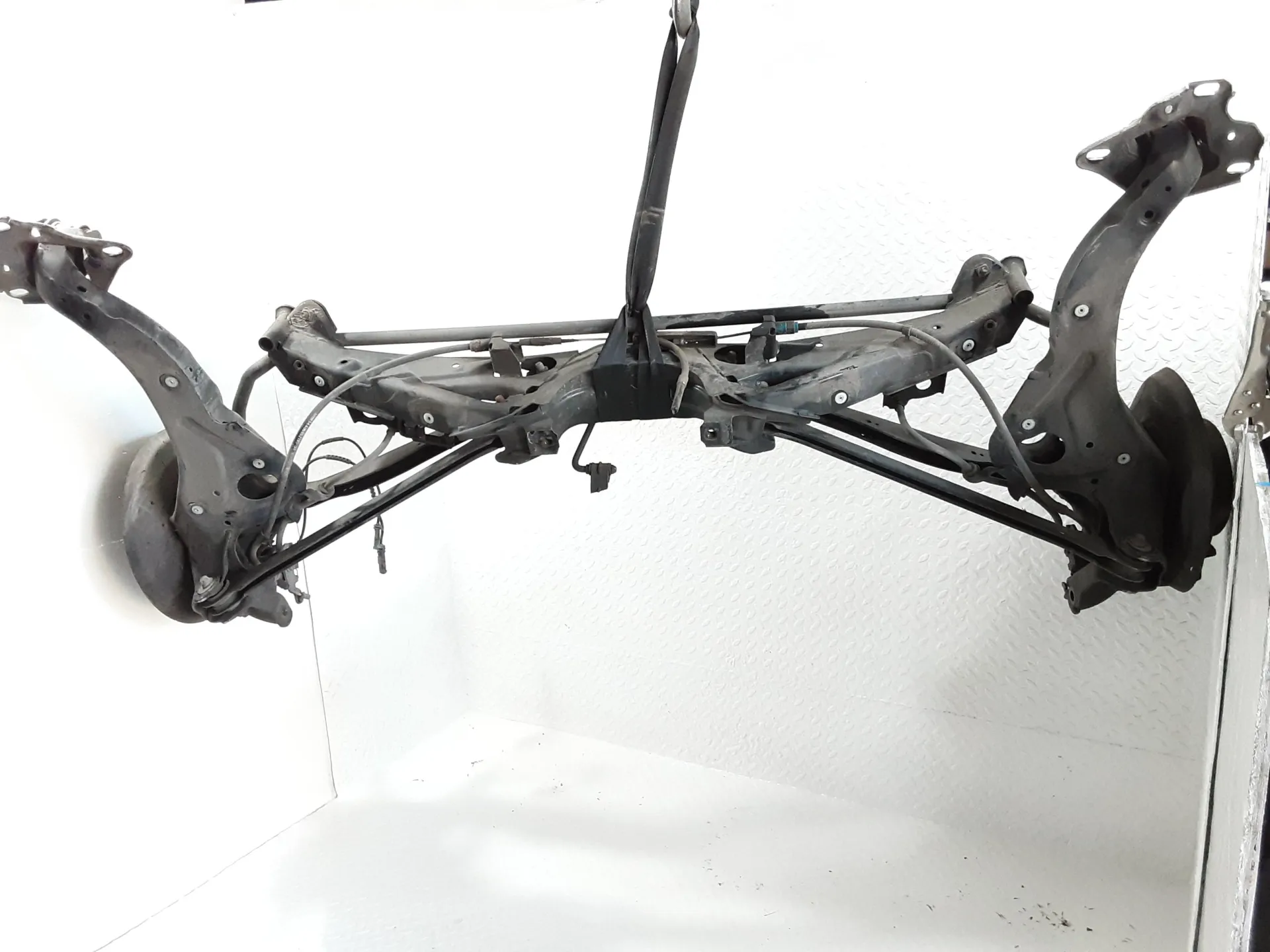 ASSALE POSTERIORE MINI Cooper 3° Serie 1500 Diesel 85 kW / 116 CV con codice motore B37C15A/B37 C15 A (2016)