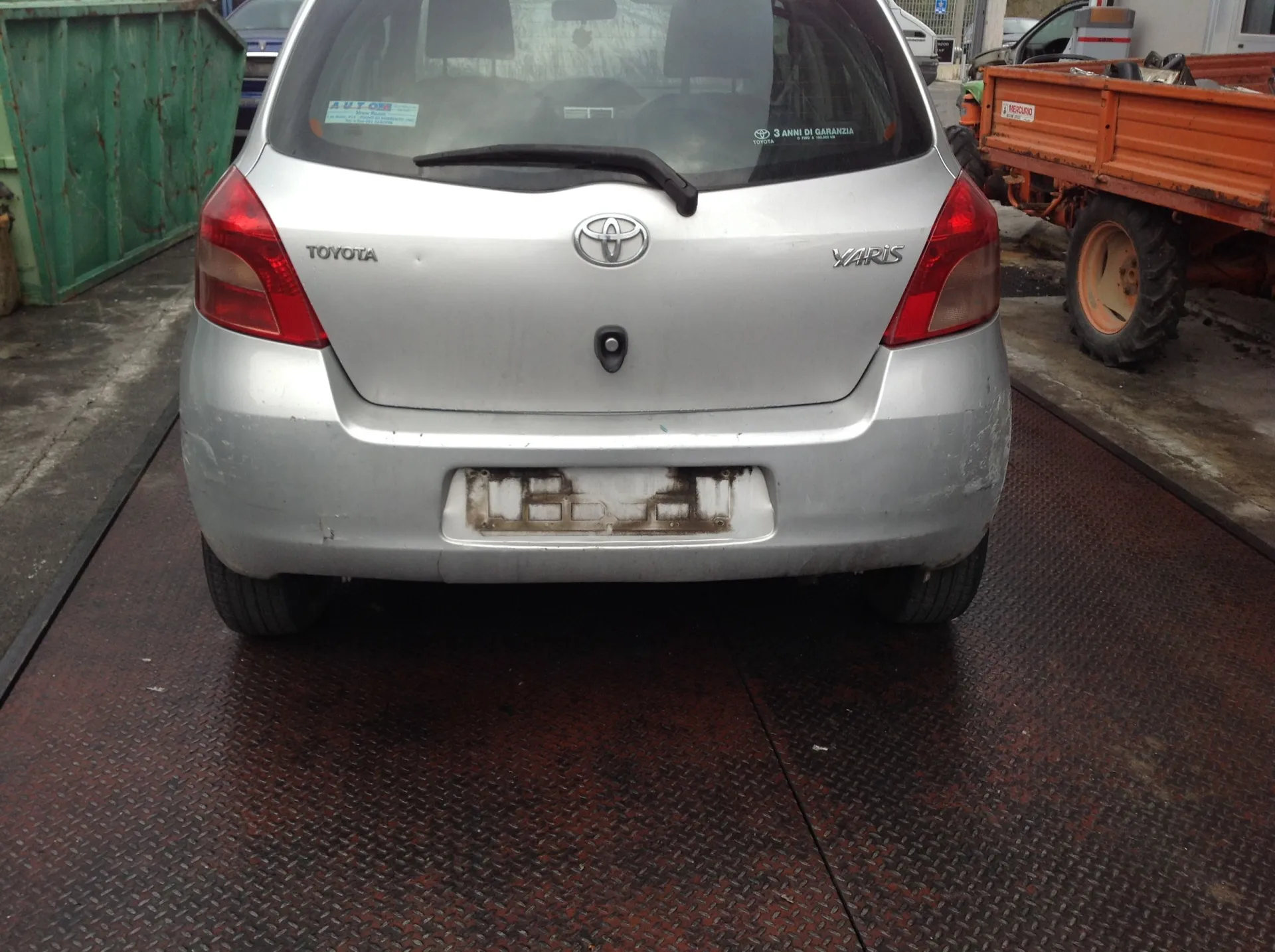 ASSALE POSTERIORE TOYOTA Yaris Serie (05>08) Benzina (2007)