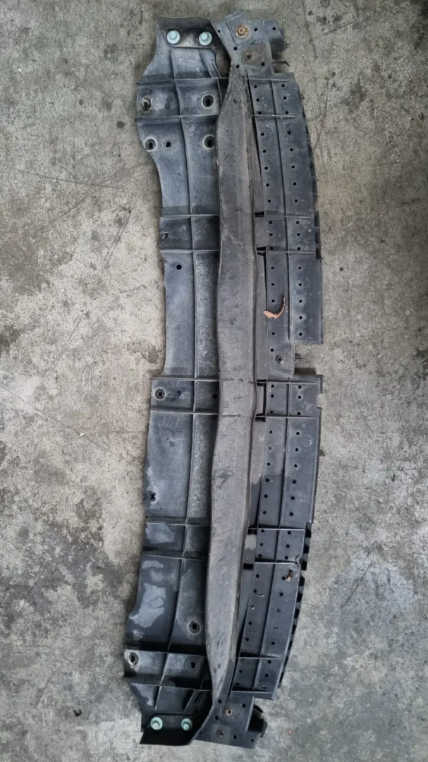 Assorbitore paraurti Peugeot 107 del 2007 1.0 Benzina CODICE RICAMBIO : 52618-0h010