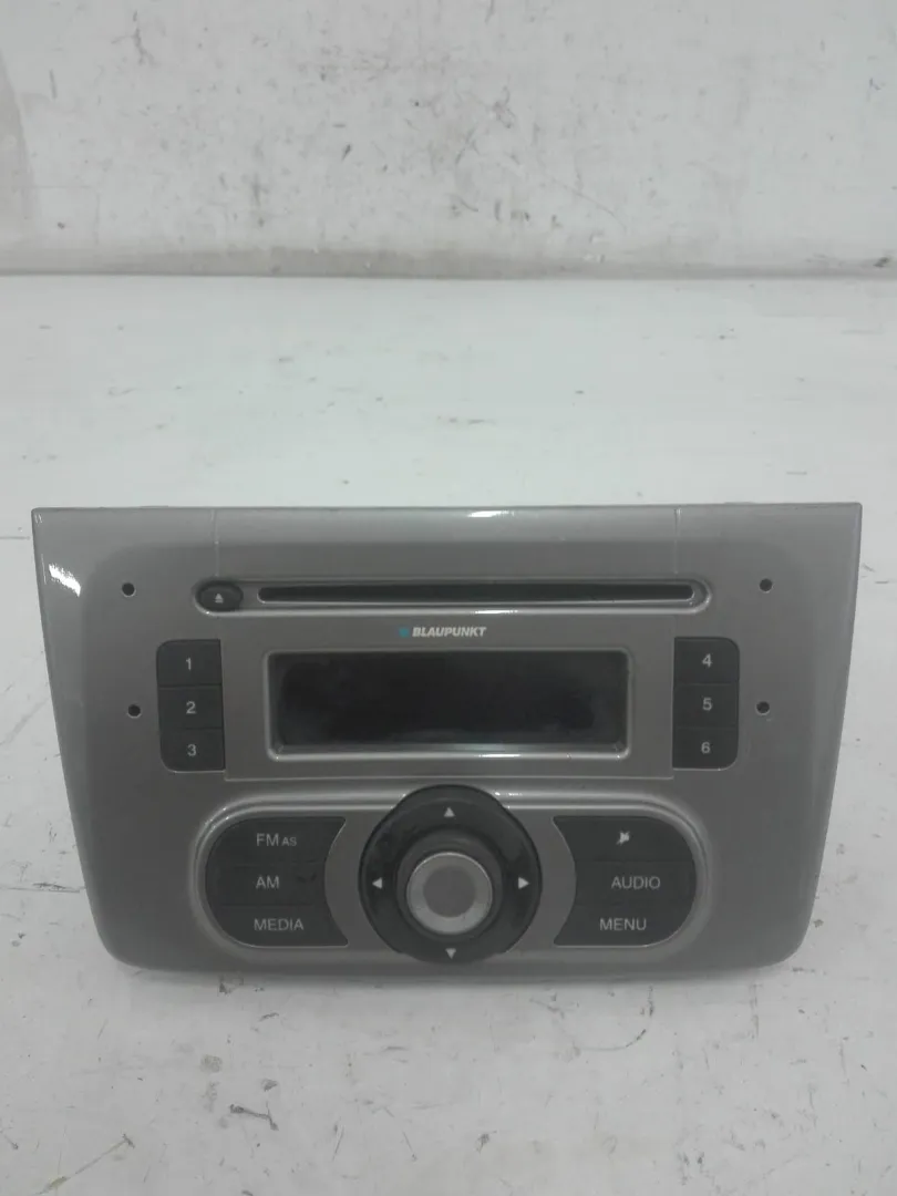 1560919080 / 7649364316 / 035238 AUTORADIO ALFA ROMEO Mito Serie (955_) (08>) 1600 Diesel (2012)