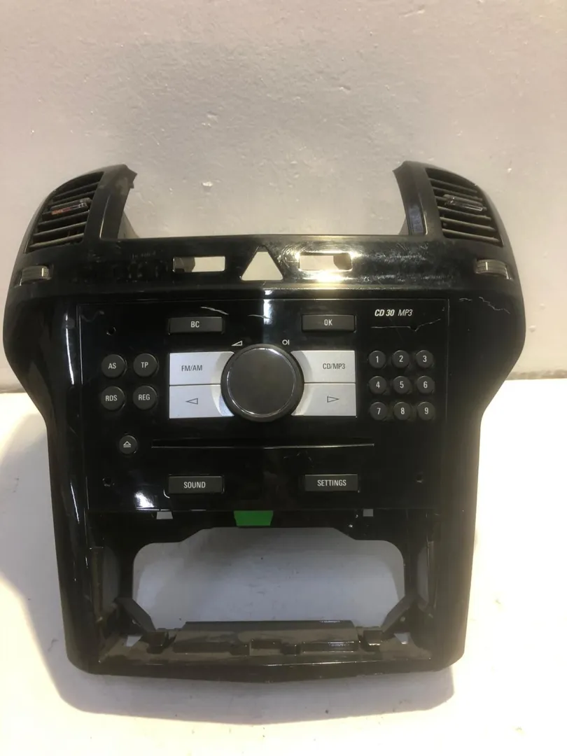 AUTORADIO con codice 497316088 da OPEL Zafira B 2Â° Serie Diesel (2008)