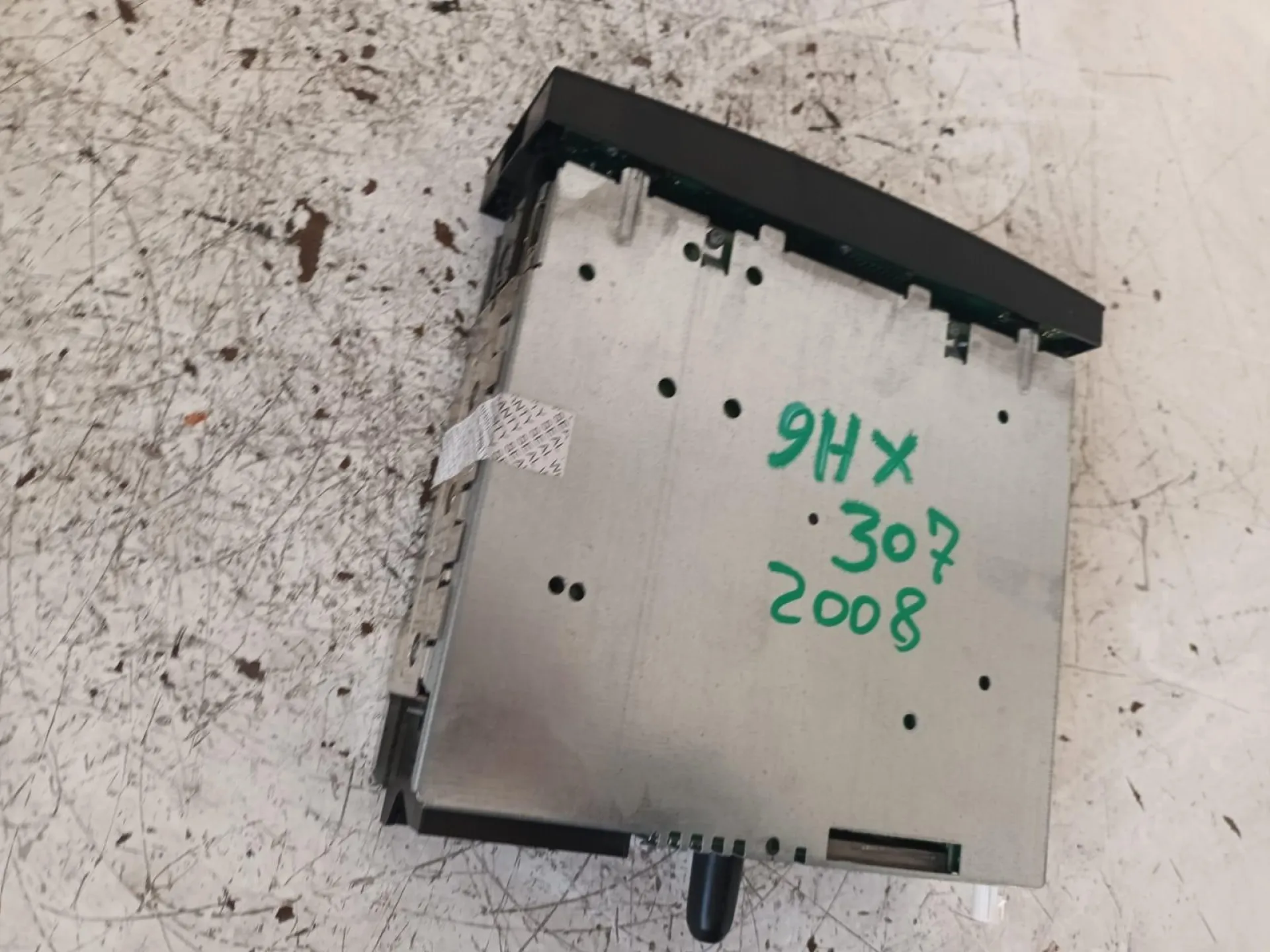 AUTORADIO PEUGEOT 307 Berlina 2Â° Serie 1600 Diesel con codice motore 9HX/9HX (2008)