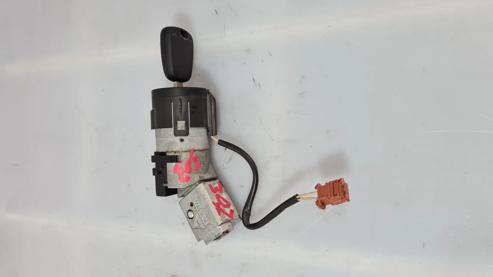 BLOCCASTERZO con codice 36353100 da PEUGEOT 307 S. Wagon 1560 Diesel 66,20 (2005)