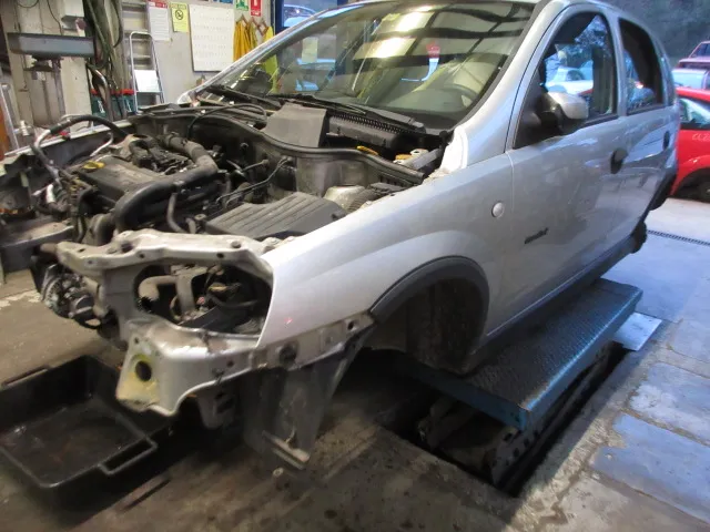 CENTRALINA MOTORE OPEL CORSA C 00>04