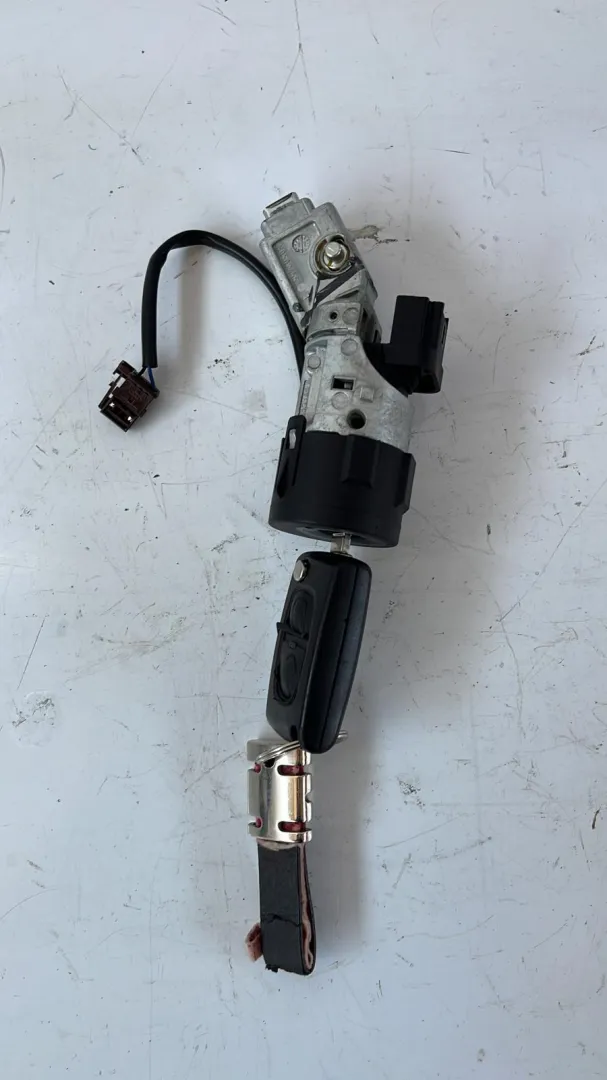 Kit Cilindro Di Accensione E Cilindro Di Serratura Della Porta Con Chiavi Per~p142380372